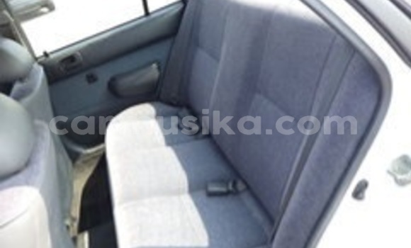 Nunua Ilio tumika Toyota Corolla Nyeupe Gari ndani ya Beitbridge nchini Matabeleland Kusini Nunua Ilio tumika Toyota Corolla Nyeupe Gari ndani ya Beitbridge nchini Matabeleland Kusini