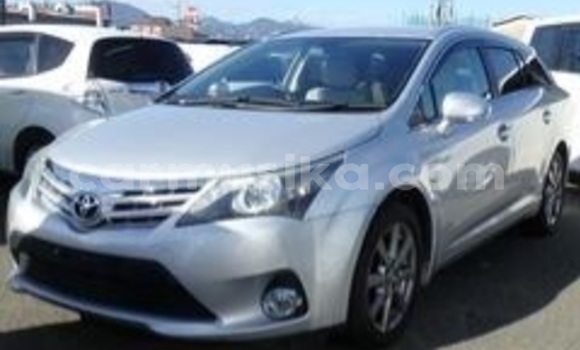 Buy Used Toyota Avensis Silver Car in Beitbridge in Matabeleland South