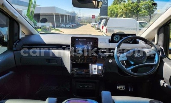 Buy Used Hyundai Starex (H-1) White Car in Beitbridge in Matabeleland South Buy Used Hyundai Starex (H-1) White Car in Beitbridge in Matabeleland South