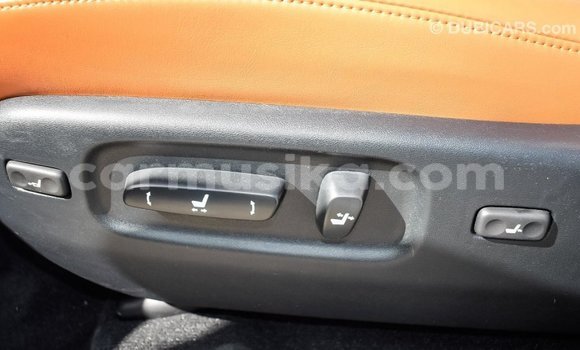 Acheter Import Voiture Lexus LX Blanc à Import - Dubai, Harare Acheter Import Voiture Lexus LX Blanc à Import - Dubai, Harare