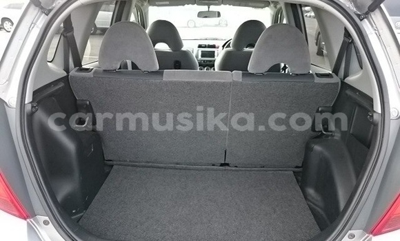 Buy Used Honda Fit Silver Car in Beitbridge in Matabeleland South Buy Used Honda Fit Silver Car in Beitbridge in Matabeleland South