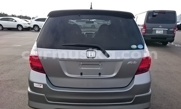 Buy Used Honda Fit Silver Car in Beitbridge in Matabeleland South Buy Used Honda Fit Silver Car in Beitbridge in Matabeleland South