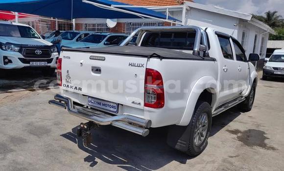Acheter Occasion Voiture Toyota Hiace Blanc à Beitbridge, Matabeleland South Acheter Occasion Voiture Toyota Hiace Blanc à Beitbridge, Matabeleland South