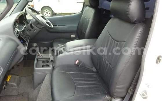 Tenga Tsaru Toyota Hiace Chena Mota in Beitbridge in Matabeleland South Tenga Tsaru Toyota Hiace Chena Mota in Beitbridge in Matabeleland South