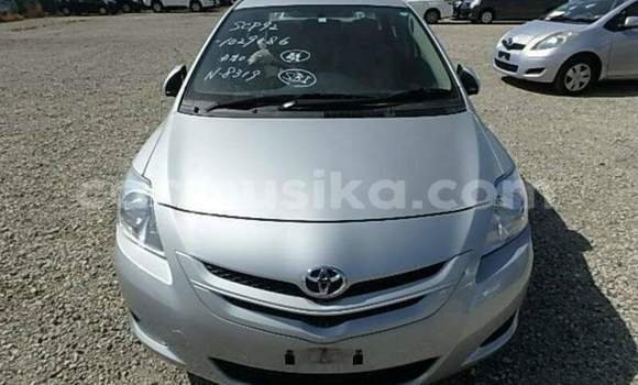 Nunua Ilio tumika Toyota Belta Fedha Gari ndani ya Beitbridge nchini Matabeleland Kusini Nunua Ilio tumika Toyota Belta Fedha Gari ndani ya Beitbridge nchini Matabeleland Kusini