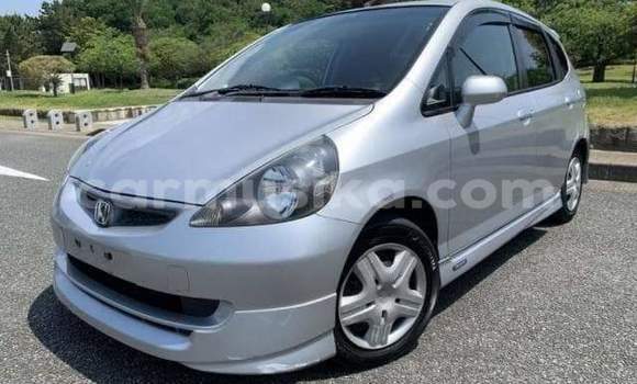 Nunua Ilio tumika Honda Fit Fedha Gari ndani ya Beitbridge nchini Matabeleland Kusini Nunua Ilio tumika Honda Fit Fedha Gari ndani ya Beitbridge nchini Matabeleland Kusini