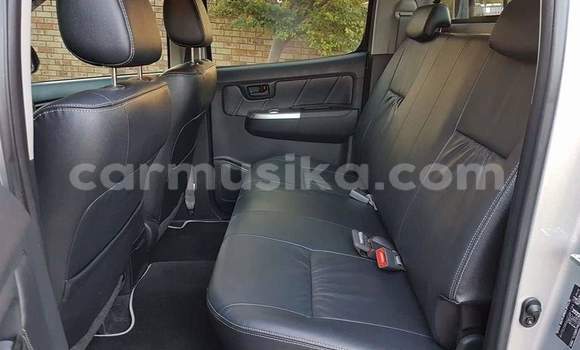 Acheter Occasion Voiture Toyota Hiace Gris à Beitbridge, Matabeleland South Acheter Occasion Voiture Toyota Hiace Gris à Beitbridge, Matabeleland South