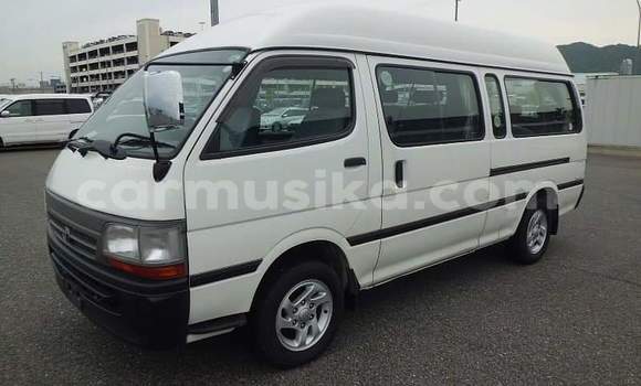 Acheter Occasion Voiture Toyota Hiace Blanc à Beitbridge, Matabeleland South Acheter Occasion Voiture Toyota Hiace Blanc à Beitbridge, Matabeleland South