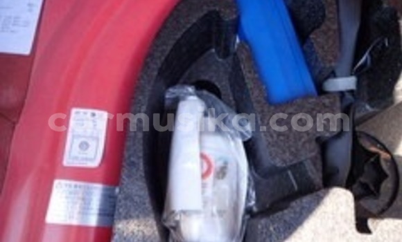 Tenga Tsaru Volkswagen Polo Tsvuku Mota in Beitbridge in Matabeleland South Tenga Tsaru Volkswagen Polo Tsvuku Mota in Beitbridge in Matabeleland South