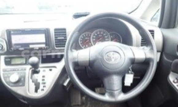 Nunua Ilio tumika Toyota Wish Fedha Gari ndani ya Beitbridge nchini Matabeleland Kusini Nunua Ilio tumika Toyota Wish Fedha Gari ndani ya Beitbridge nchini Matabeleland Kusini