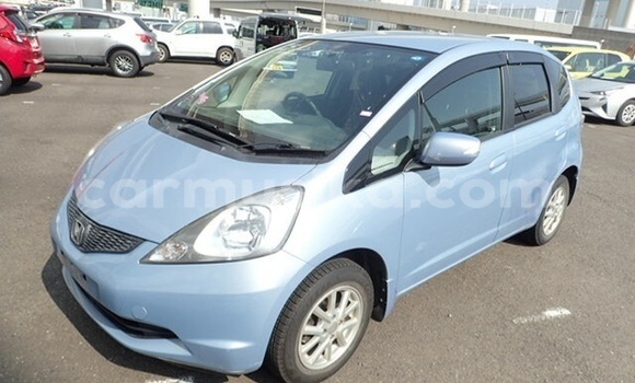 Buy Used Honda Fit Silver Car in Beitbridge in Matabeleland South