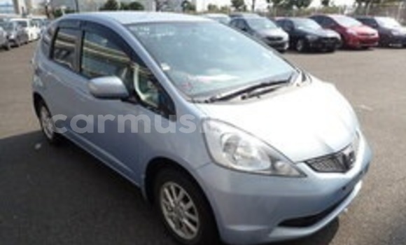 Nunua Ilio tumika Honda Fit Fedha Gari ndani ya Beitbridge nchini Matabeleland Kusini Nunua Ilio tumika Honda Fit Fedha Gari ndani ya Beitbridge nchini Matabeleland Kusini