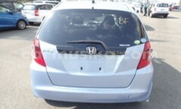 Nunua Ilio tumika Honda Fit Fedha Gari ndani ya Beitbridge nchini Matabeleland Kusini Nunua Ilio tumika Honda Fit Fedha Gari ndani ya Beitbridge nchini Matabeleland Kusini