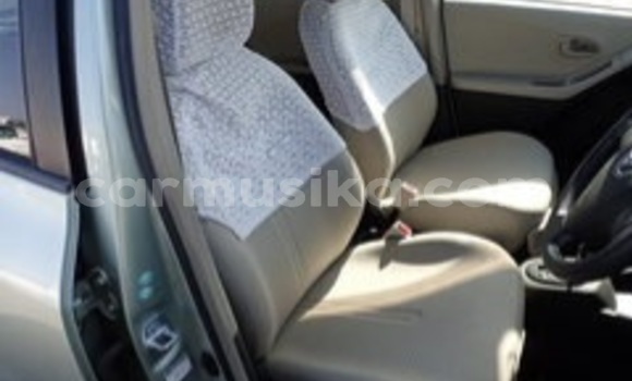 Nunua Ilio tumika Toyota Vitz Fedha Gari ndani ya Beitbridge nchini Matabeleland Kusini Nunua Ilio tumika Toyota Vitz Fedha Gari ndani ya Beitbridge nchini Matabeleland Kusini