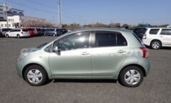 Nunua Ilio tumika Toyota Vitz Fedha Gari ndani ya Beitbridge nchini Matabeleland Kusini Nunua Ilio tumika Toyota Vitz Fedha Gari ndani ya Beitbridge nchini Matabeleland Kusini