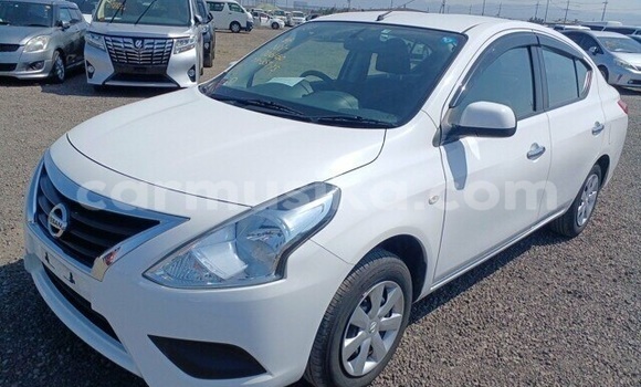 Acheter Occasion Voiture Nissan Latio Blanc à Beitbridge, Matabeleland South Acheter Occasion Voiture Nissan Latio Blanc à Beitbridge, Matabeleland South