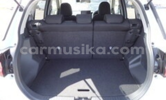 Acheter Occasion Voiture Toyota REVO CAB Z-EDITION Blanc à Beitbridge, Matabeleland South Acheter Occasion Voiture Toyota REVO CAB Z-EDITION Blanc à Beitbridge, Matabeleland South