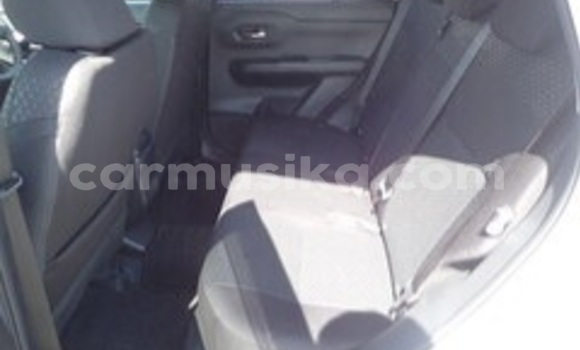 Acheter Occasion Voiture Toyota REVO CAB Z-EDITION Blanc à Beitbridge, Matabeleland South Acheter Occasion Voiture Toyota REVO CAB Z-EDITION Blanc à Beitbridge, Matabeleland South