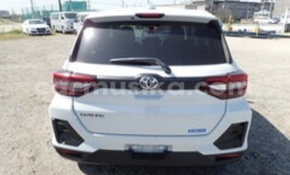 Acheter Occasion Voiture Toyota REVO CAB Z-EDITION Blanc à Beitbridge, Matabeleland South Acheter Occasion Voiture Toyota REVO CAB Z-EDITION Blanc à Beitbridge, Matabeleland South