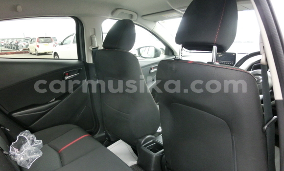 Buy Used Mazda Demio Silver Car in Beitbridge in Matabeleland South Buy Used Mazda Demio Silver Car in Beitbridge in Matabeleland South