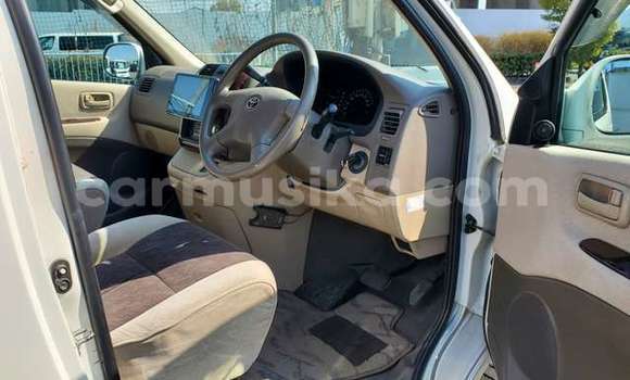 Acheter Occasion Voiture Toyota Granvia Autre à Beitbridge, Matabeleland South Acheter Occasion Voiture Toyota Granvia Autre à Beitbridge, Matabeleland South