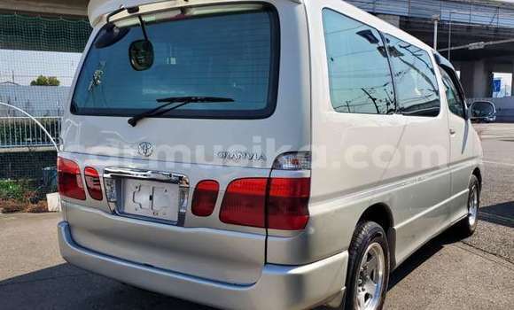 Acheter Occasion Voiture Toyota Granvia Autre à Beitbridge, Matabeleland South Acheter Occasion Voiture Toyota Granvia Autre à Beitbridge, Matabeleland South