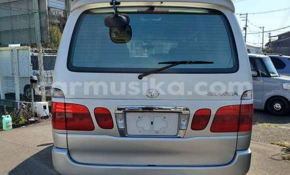 Acheter Occasion Voiture Toyota Granvia Autre à Beitbridge, Matabeleland South Acheter Occasion Voiture Toyota Granvia Autre à Beitbridge, Matabeleland South