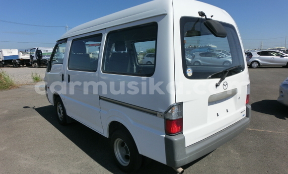 Acheter Neuf Voiture Mazda Bongo Blanc à Beitbridge, Matabeleland South Acheter Neuf Voiture Mazda Bongo Blanc à Beitbridge, Matabeleland South