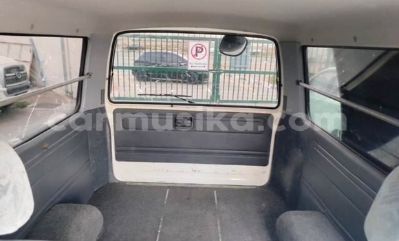 Nunua Ilio tumika Toyota Hiace Nyingine Gari ndani ya Beitbridge nchini Matabeleland Kusini Nunua Ilio tumika Toyota Hiace Nyingine Gari ndani ya Beitbridge nchini Matabeleland Kusini