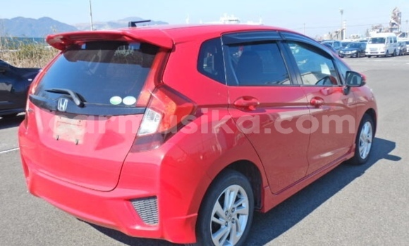 Buy Used Honda Fit Red Car in Beitbridge in Matabeleland South Buy Used Honda Fit Red Car in Beitbridge in Matabeleland South