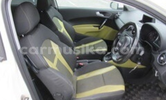 Nunua Ilio tumika Toyota Sienta Nyingine Gari ndani ya Beitbridge nchini Matabeleland Kusini Nunua Ilio tumika Toyota Sienta Nyingine Gari ndani ya Beitbridge nchini Matabeleland Kusini