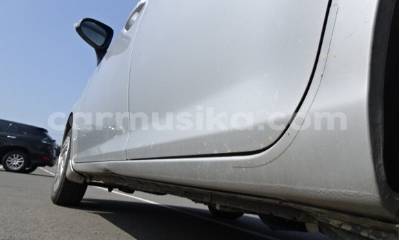 Acheter Occasion Voiture Toyota Corolla Gris à Beitbridge, Matabeleland South Acheter Occasion Voiture Toyota Corolla Gris à Beitbridge, Matabeleland South