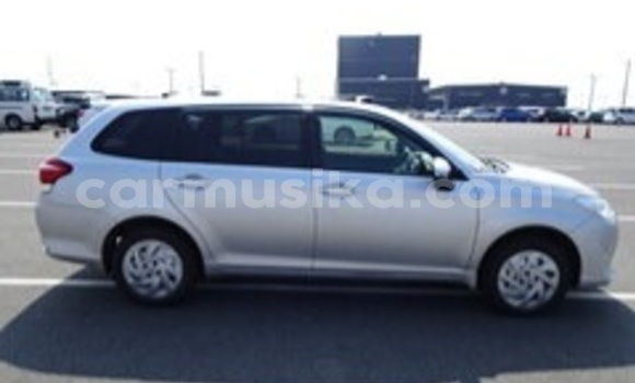 Acheter Occasion Voiture Toyota Corolla Gris à Beitbridge, Matabeleland South Acheter Occasion Voiture Toyota Corolla Gris à Beitbridge, Matabeleland South