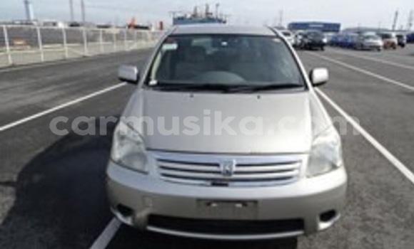 Acheter Occasion Voiture Toyota Raum Beige à Beitbridge, Matabeleland South Acheter Occasion Voiture Toyota Raum Beige à Beitbridge, Matabeleland South