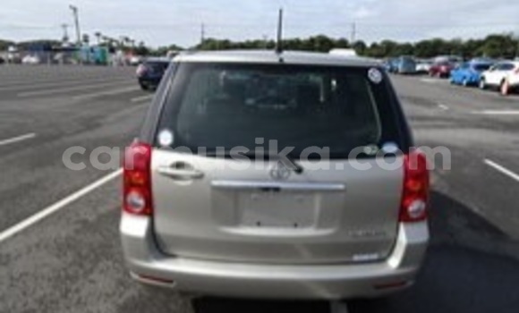 Acheter Occasion Voiture Toyota Raum Beige à Beitbridge, Matabeleland South Acheter Occasion Voiture Toyota Raum Beige à Beitbridge, Matabeleland South