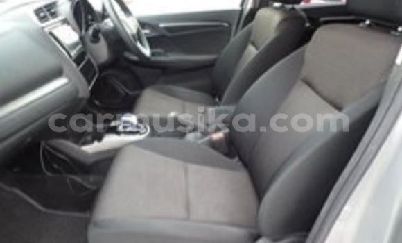 Acheter Occasion Voiture Honda Fit Gris à Beitbridge, Matabeleland South Acheter Occasion Voiture Honda Fit Gris à Beitbridge, Matabeleland South