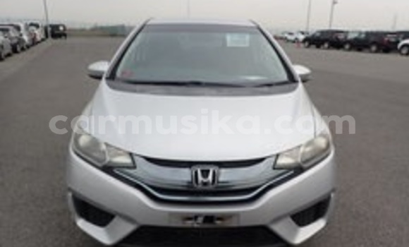 Acheter Occasion Voiture Honda Fit Gris à Beitbridge, Matabeleland South Acheter Occasion Voiture Honda Fit Gris à Beitbridge, Matabeleland South