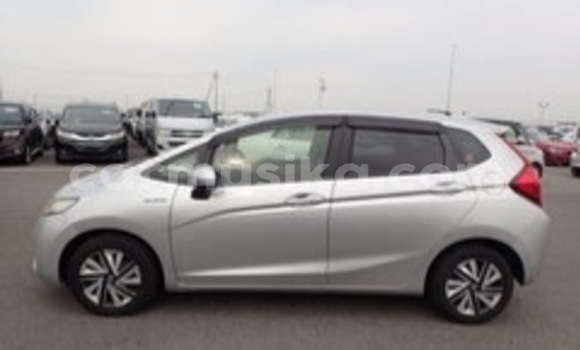 Acheter Occasion Voiture Honda Fit Gris à Beitbridge, Matabeleland South Acheter Occasion Voiture Honda Fit Gris à Beitbridge, Matabeleland South