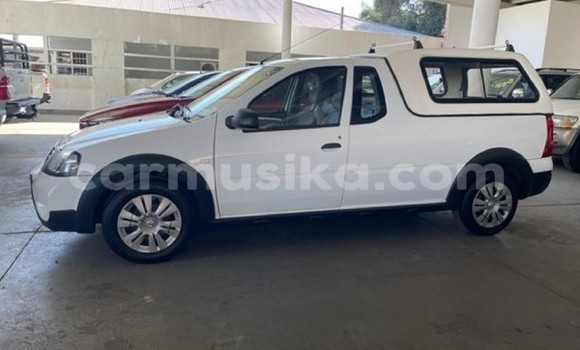 Acheter Occasion Voiture Nissan NV200 Blanc à Beitbridge, Matabeleland South Acheter Occasion Voiture Nissan NV200 Blanc à Beitbridge, Matabeleland South