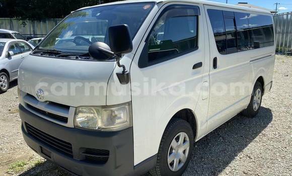 Acheter Occasion Voiture Toyota Hiace Blanc à Beitbridge, Matabeleland South