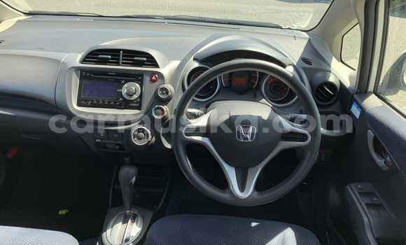 Nunua Ilio tumika Honda Fit Nyeupe Gari ndani ya Beitbridge nchini Matabeleland Kusini Nunua Ilio tumika Honda Fit Nyeupe Gari ndani ya Beitbridge nchini Matabeleland Kusini