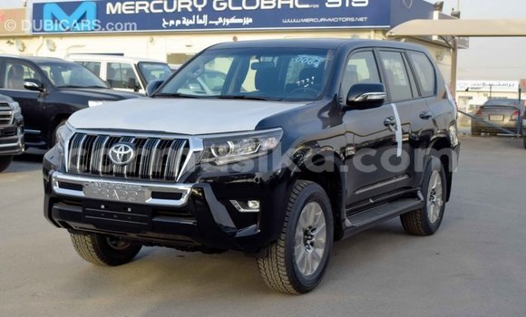 Acheter Import Voiture Toyota Land Cruiser Noir à Import - Dubai, Harare Acheter Import Voiture Toyota Land Cruiser Noir à Import - Dubai, Harare
