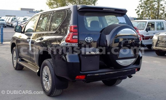 Acheter Import Voiture Toyota Land Cruiser Noir à Import - Dubai, Harare Acheter Import Voiture Toyota Land Cruiser Noir à Import - Dubai, Harare