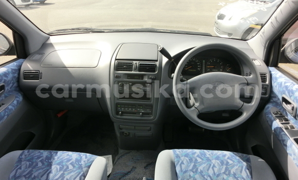 Buy Used Toyota Ipsum Blue Car in Beitbridge in Matabeleland South Buy Used Toyota Ipsum Blue Car in Beitbridge in Matabeleland South