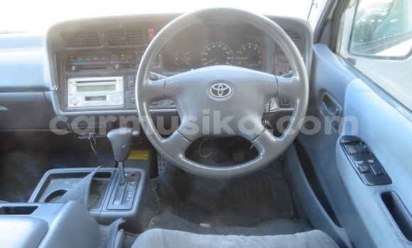 Tenga Tsaru Toyota Hiace Zvimwe Mota in Beitbridge in Matabeleland South Tenga Tsaru Toyota Hiace Zvimwe Mota in Beitbridge in Matabeleland South