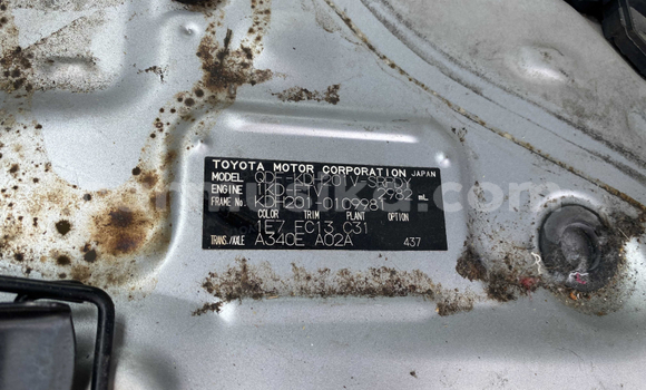 Buy Used Toyota Hiace Silver Car in Beitbridge in Matabeleland South Buy Used Toyota Hiace Silver Car in Beitbridge in Matabeleland South