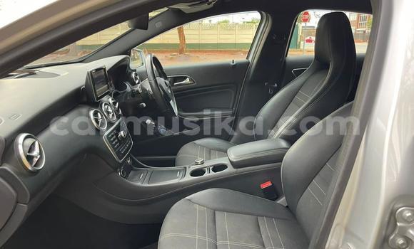 Nunua Ilio tumika Mercedes‒Benz A–Class Fedha Gari ndani ya Harare nchini Harare