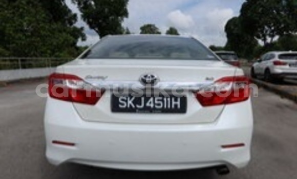 Nunua Ilio tumika Toyota Camry Nyeupe Gari ndani ya Beitbridge nchini Matabeleland Kusini Nunua Ilio tumika Toyota Camry Nyeupe Gari ndani ya Beitbridge nchini Matabeleland Kusini