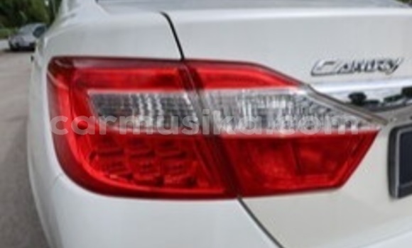 Nunua Ilio tumika Toyota Camry Nyeupe Gari ndani ya Beitbridge nchini Matabeleland Kusini Nunua Ilio tumika Toyota Camry Nyeupe Gari ndani ya Beitbridge nchini Matabeleland Kusini