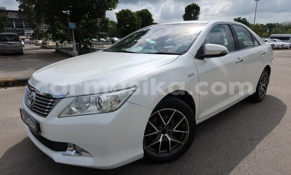 Nunua Ilio tumika Toyota Camry Nyeupe Gari ndani ya Beitbridge nchini Matabeleland Kusini Nunua Ilio tumika Toyota Camry Nyeupe Gari ndani ya Beitbridge nchini Matabeleland Kusini